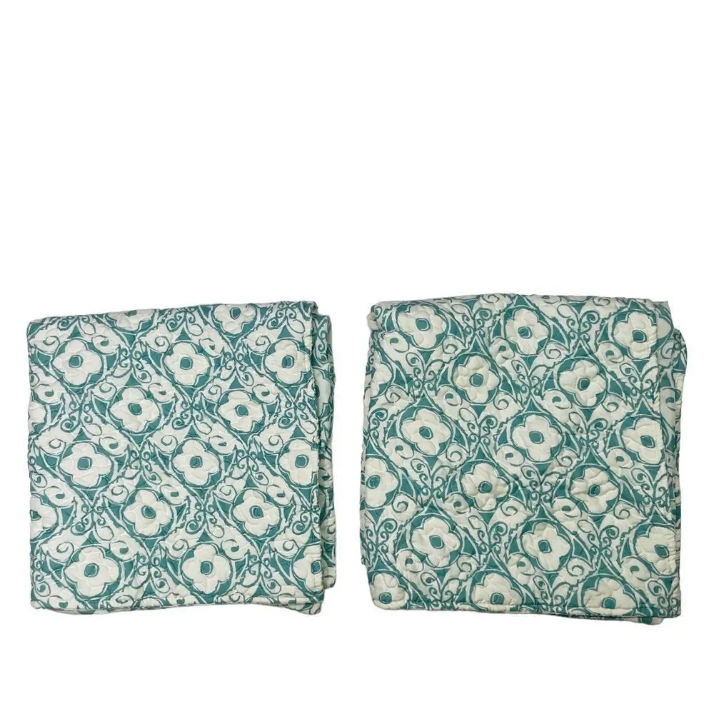 10/$25🦋 Set of 2 Levtex LLC Aqua & White Floral Euro Shams
